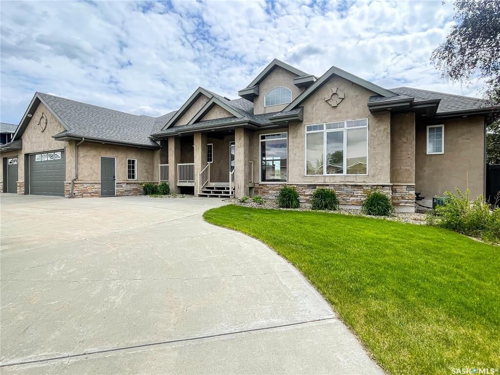Property Photo:  24 Bridger Drive  SK S9X 2A1 
