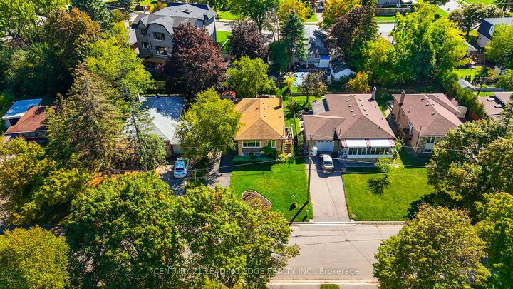 Property Photo:  398 Allgood Street  ON L4C 2Z2 
