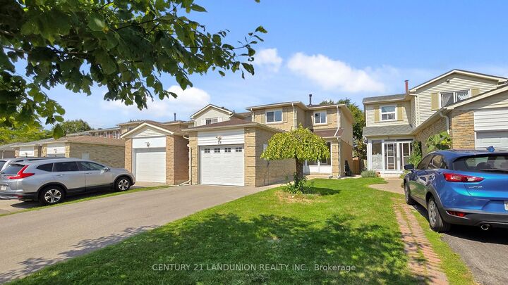 Photo de la propriété:  78 Maresfield Drive  ON M1V 2X2 