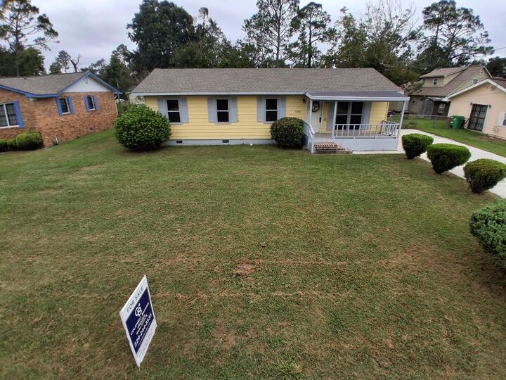 Property Photo:  1306 Bethune Drive  GA 31601