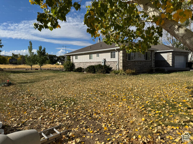 Property Photo: 170 E 400 N UT 84647