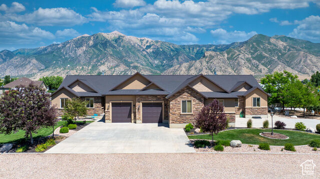 Property Photo: 1405 S 200 W UT 84645