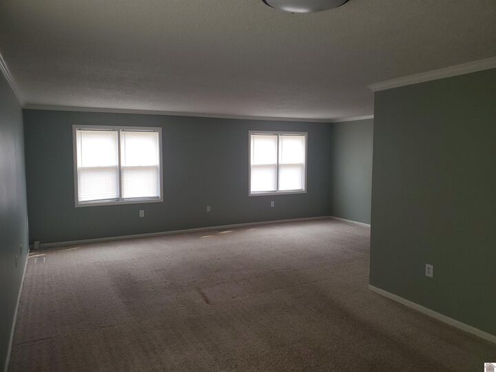 Property Photo:  125 Terre Verte  KY 42001 