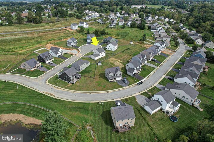 Property Photo:  413 Radcliffe Court  PA 19363 