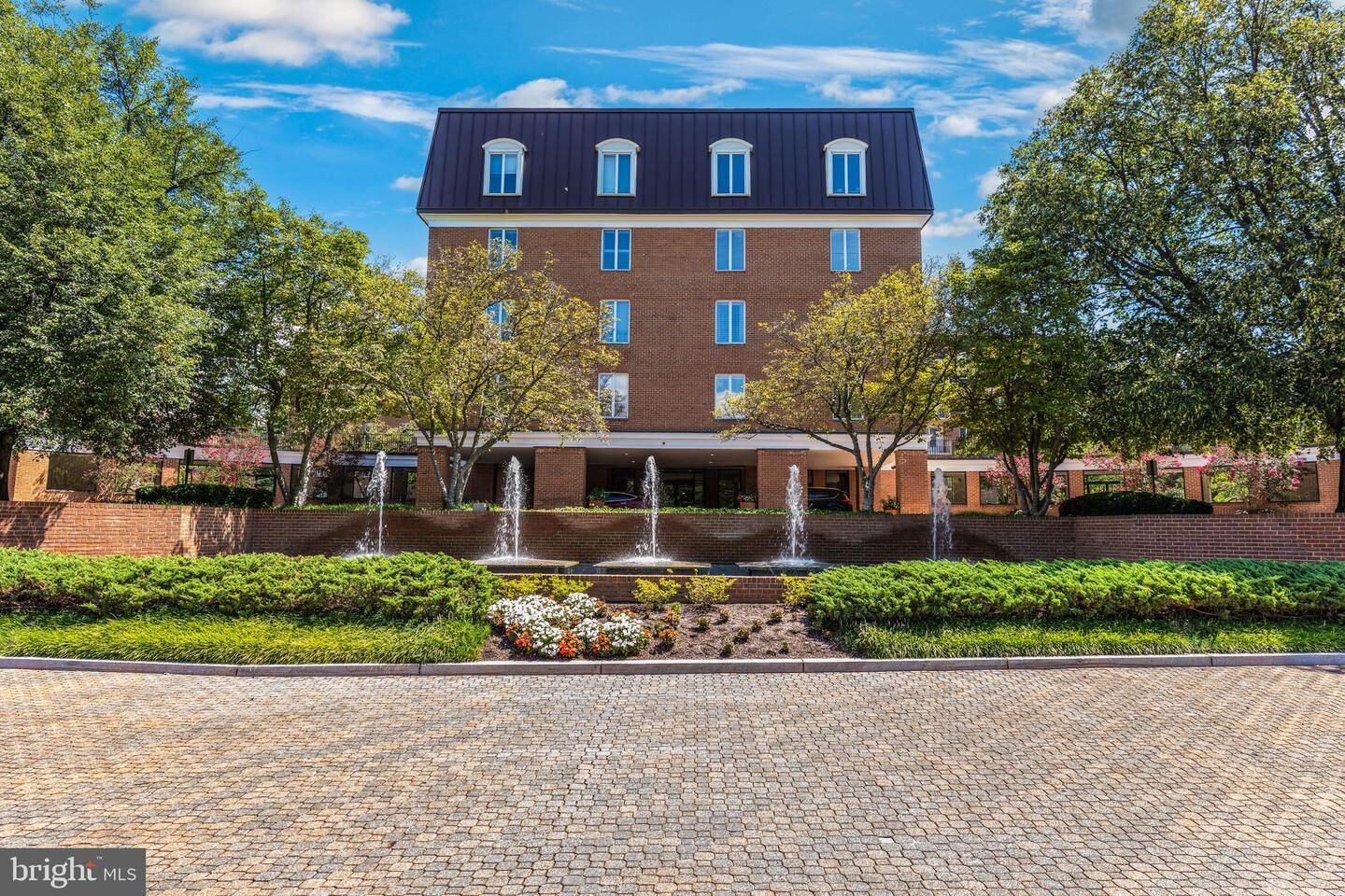 Property Photo: 8101 Connecticut Avenue N409 MD 20815