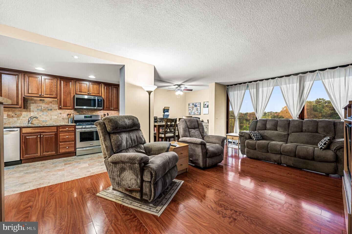 Property Photo: 801 Yale Avenue 1006 PA 19081