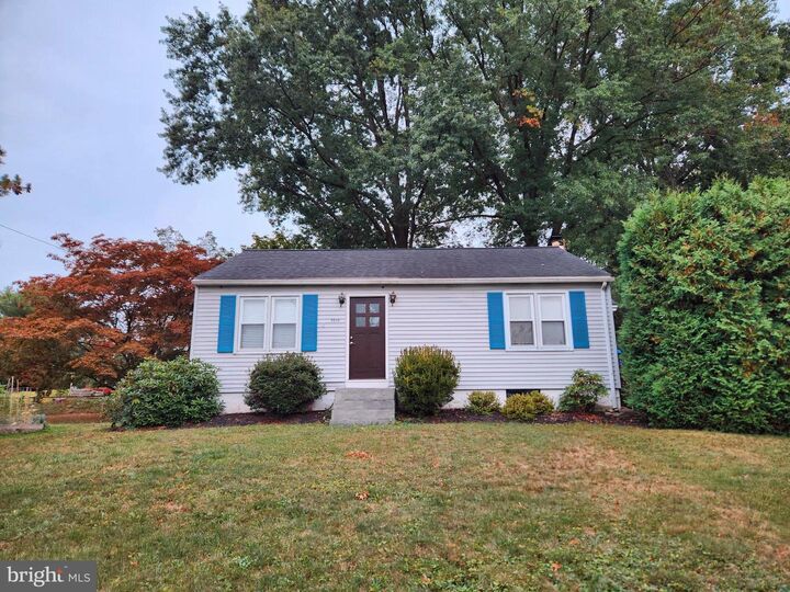 Property Photo:  3809 Colonial Road  PA 17109 