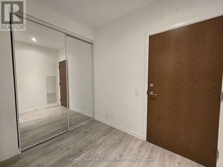 Property Photo: 7890 Jane Street 502 ON L4K 0K9