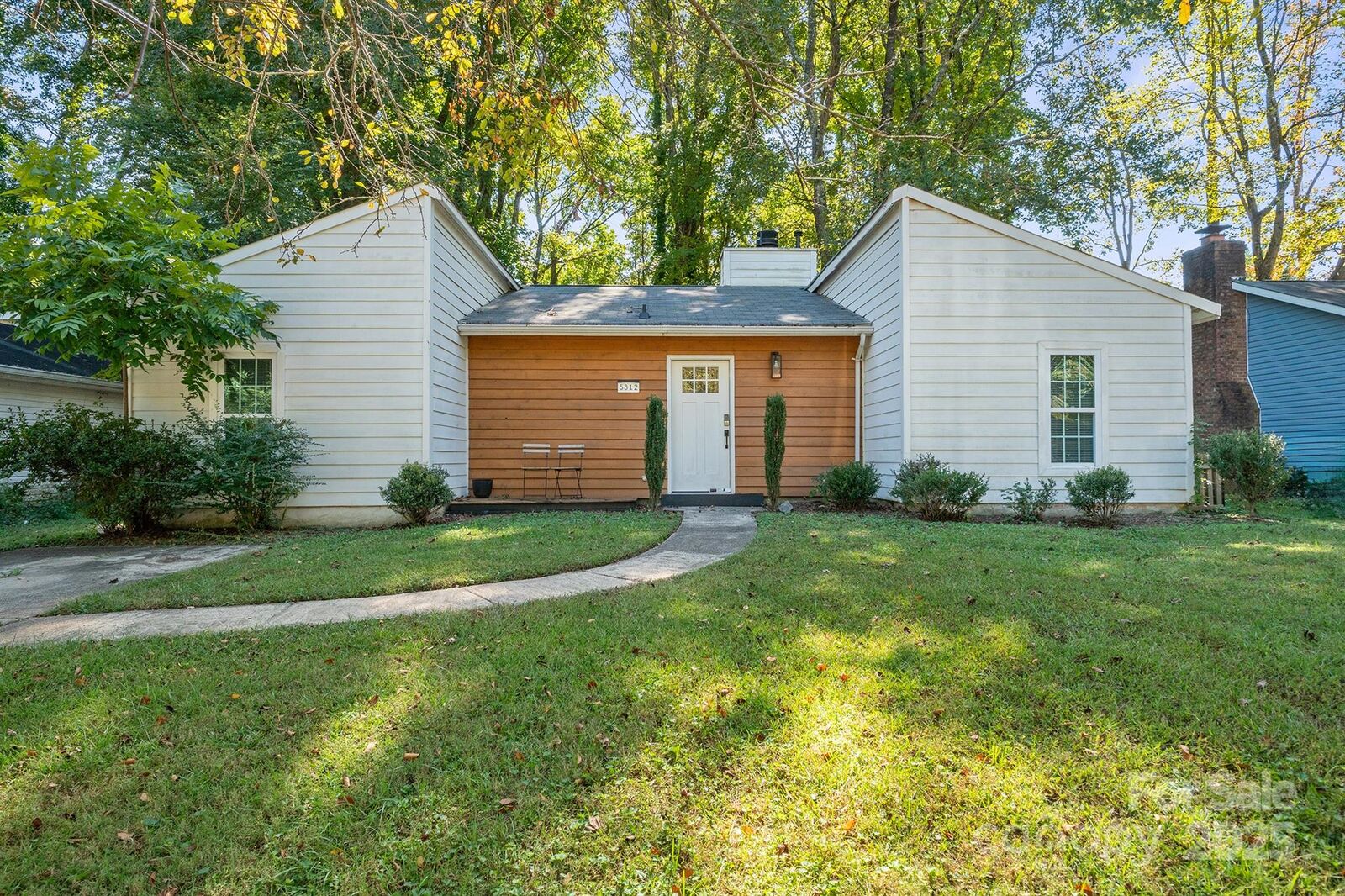 Property Photo:  5812 Rock Hollow Drive  NC 28212 