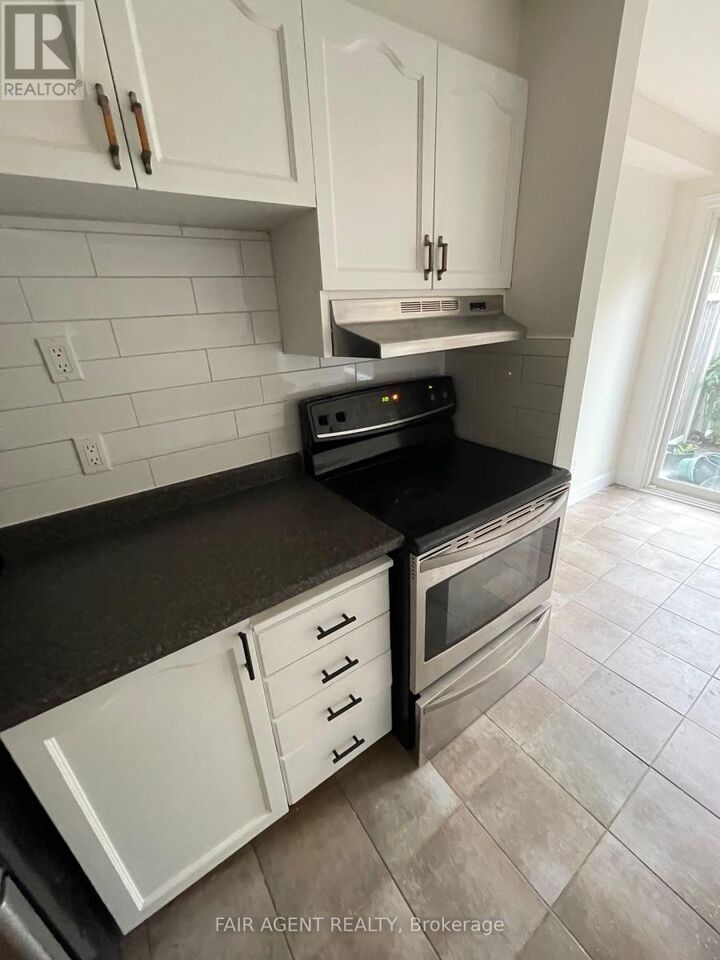 Property Photo: 35 Willwood Crescent ON K2J 4B2