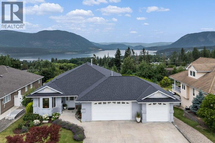 2501 4 Avenue Southeast  Salmon Arm BC V1E 1K7 photo