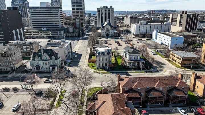Property Photo: 208 W Monument Avenue OH 45402