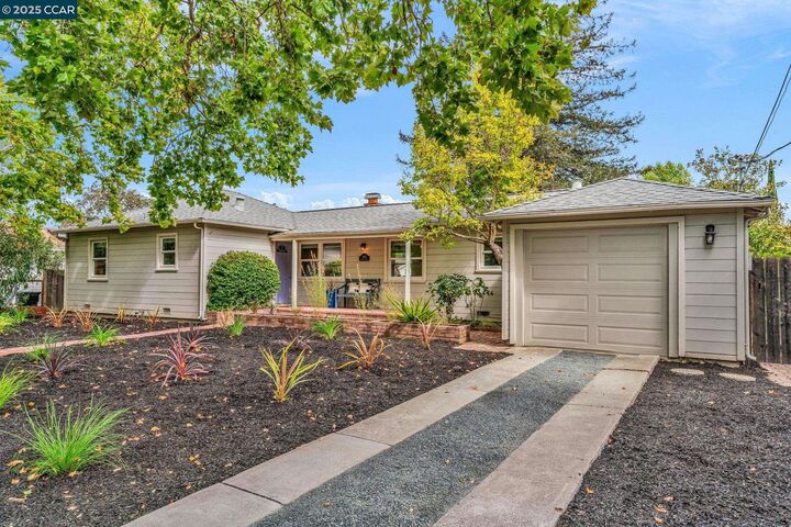 Property Photo: 1220 Kendall Court CA 94595