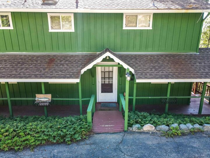 Property Photo: 20737 Muheli Rd CA 95346