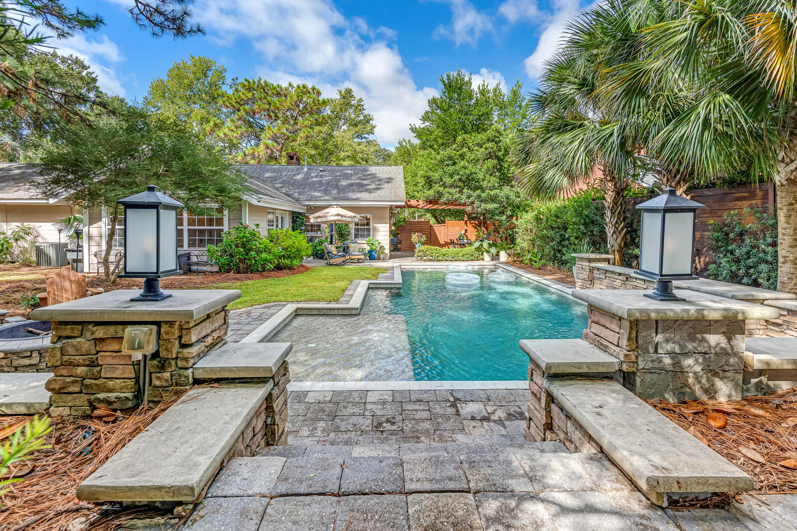 Property Photo:  28 Longwood Drive  FL 32579