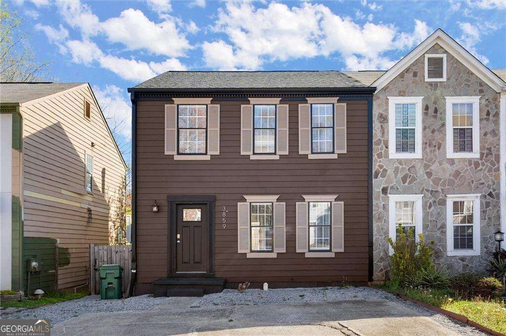 Property Photo:  3859 Meadow Creek Drive  GA 30092 