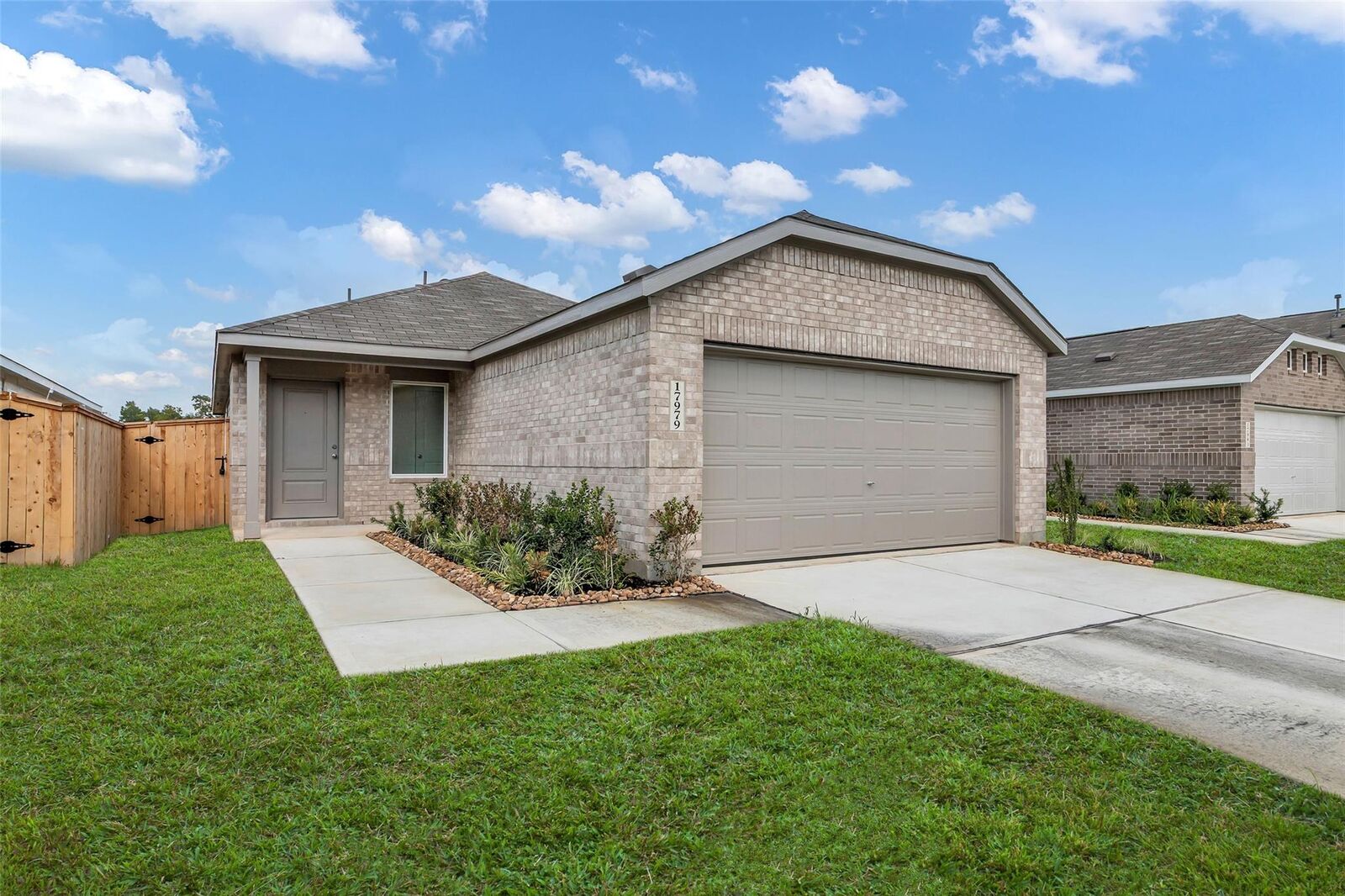 Property Photo:  17979 Valle Cupa Lane  TX 77357