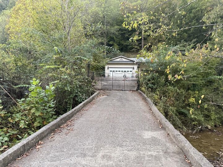 Property Photo: 435 Simms Fork Road KY 40902