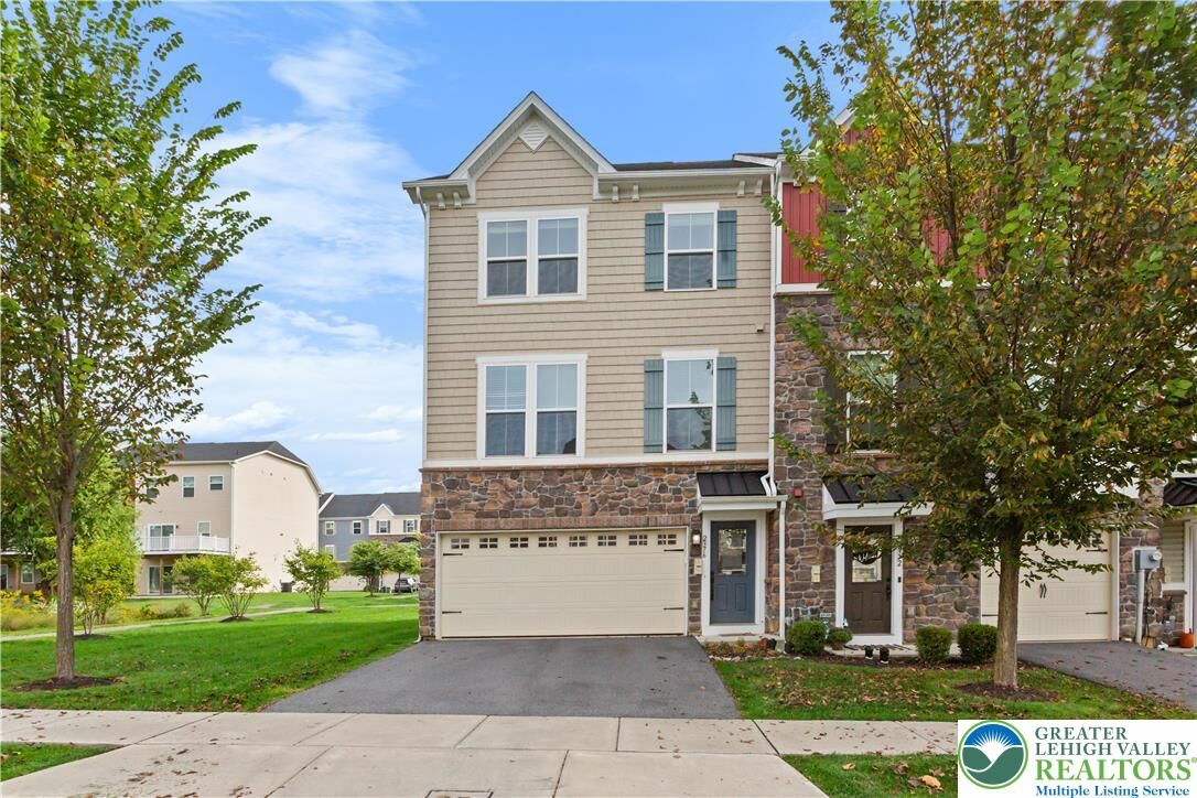 Property Photo: 2376 Cook Drive PA 18045