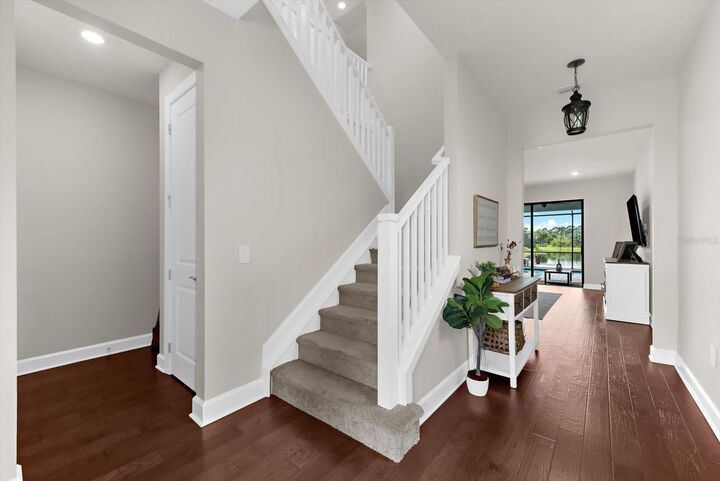 Property Photo:  6148 Baywood Court  FL 34211 
