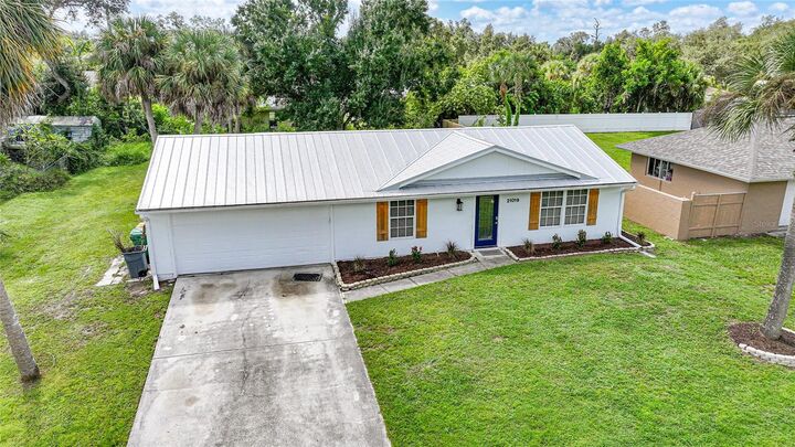 Property Photo:  21019 Malden Avenue  FL 33952 