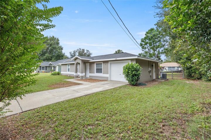 Property Photo:  13638 SE 53rd Terrace  FL 34491 