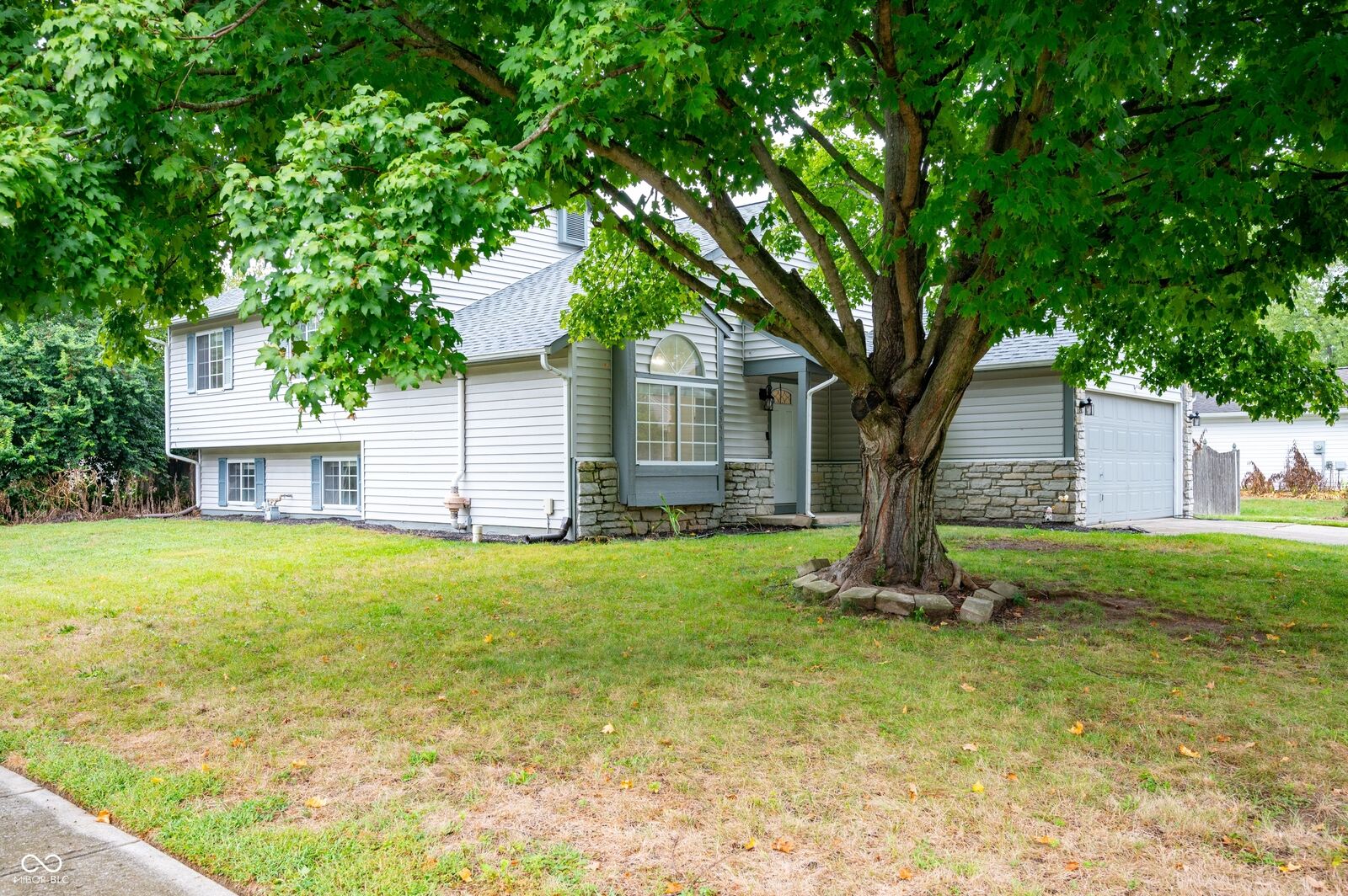 Property Photo:  8556 Green Valley Drive  IN 46217 