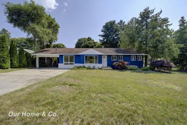 6072 Center Road  Traverse City MI 49686 photo