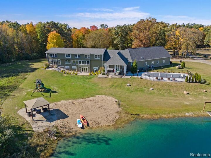 Property Photo:  2160 E Jones Road  MI 48855 8268 