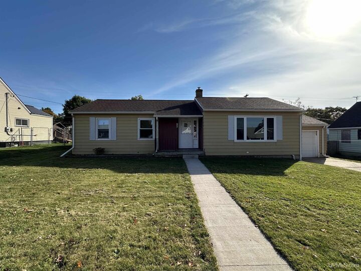 706 Duncan Avenue  Ishpeming MI 49849-0000 photo