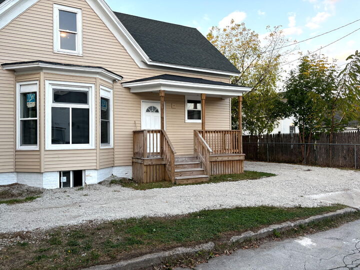 Property Photo: 423 Cliff Ave WI 53404