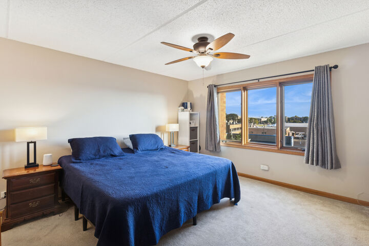 Property Photo: 7450 N Waukegan Road 404 IL 60714