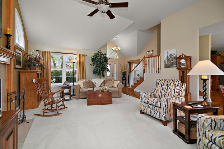 Property Photo:  318 Maple Street  IL 60401 