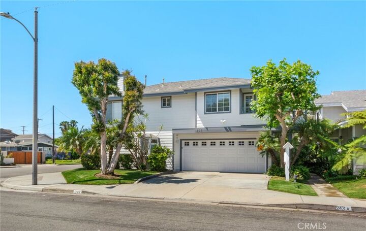 245 Palmer St.  Costa Mesa CA 92627 photo