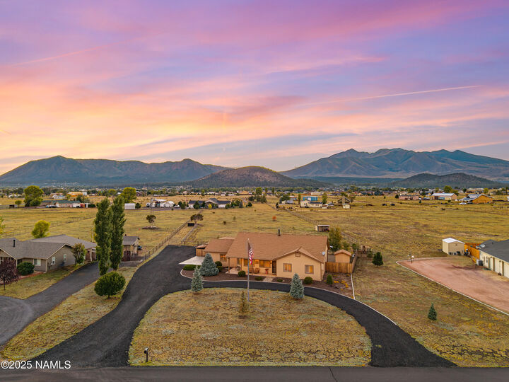 Property Photo: 9598 N Aldrich Road AZ 86004