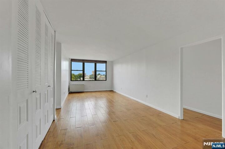 Property Photo:  9019 Wall 6B  NJ 07047 