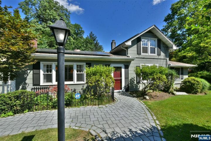 161 Crescent Avenue  Ramsey NJ 07446 photo