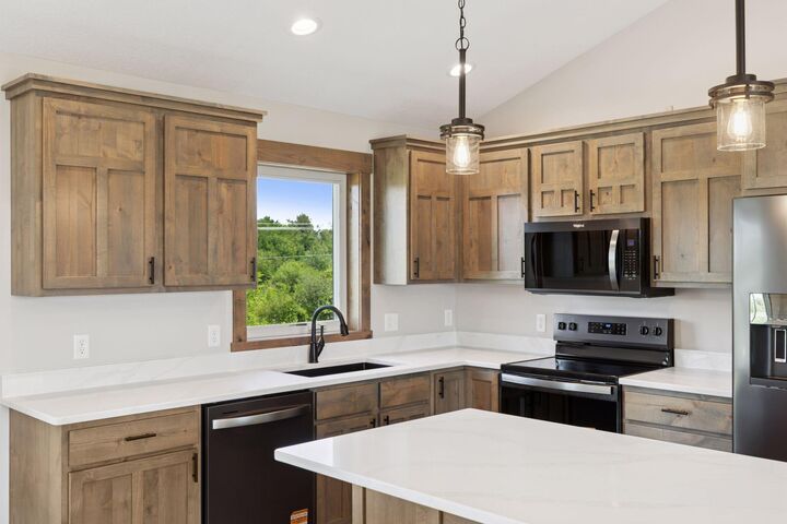 Property Photo: 720 165th Street WI 54015