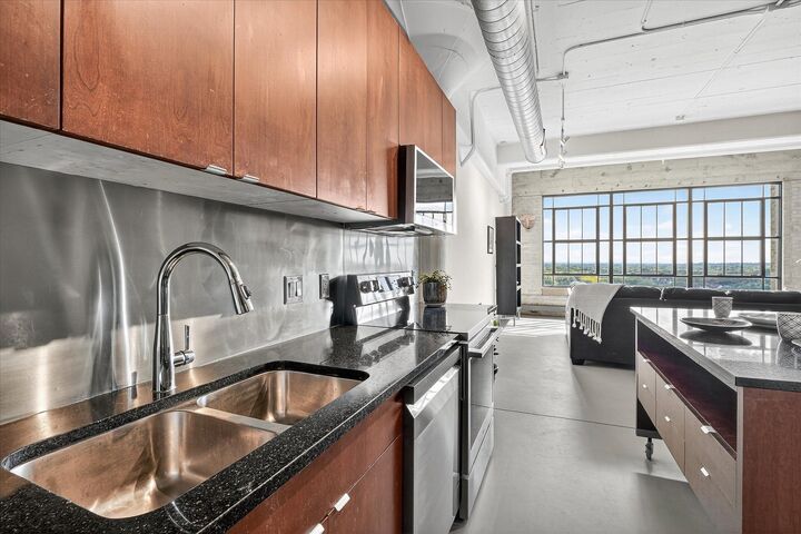 Property Photo:  2929 Chicago Avenue 1120  MN 55407 