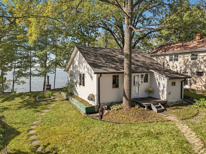 Property Photo:  3083 Lake Shore Avenue  MN 55359 