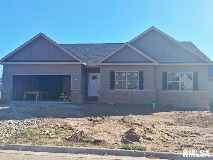 Property Photo: 8818 N Westpoint Court IL 61528