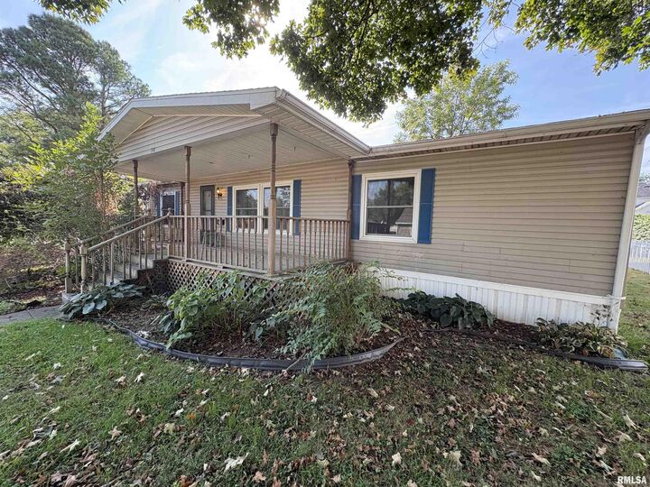 308 E Prairie Street  Centralia IL 62801 photo