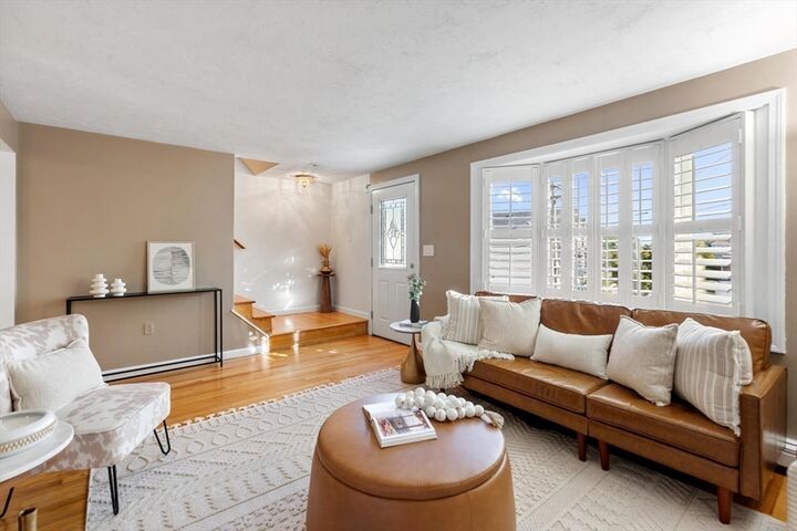 Property Photo:  94 Mount Vernon Street 94  MA 02148 