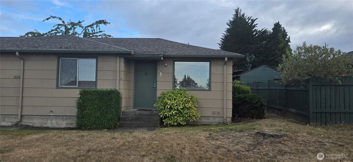 226  Orcas Avenue  Port Angeles WA 98362 photo
