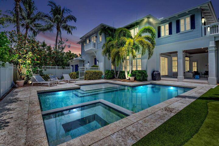 Property Photo:  1211 Hammond Road  FL 33483 