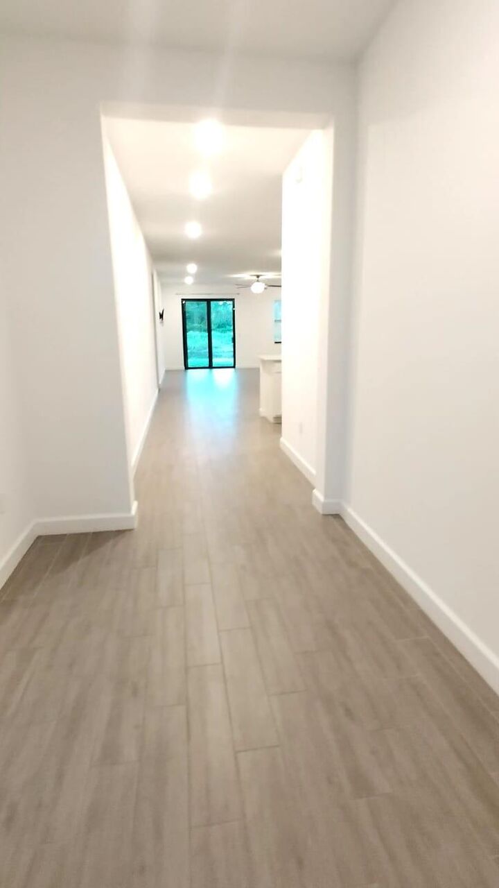 Property Photo:  3199 Streng Lane  FL 33411