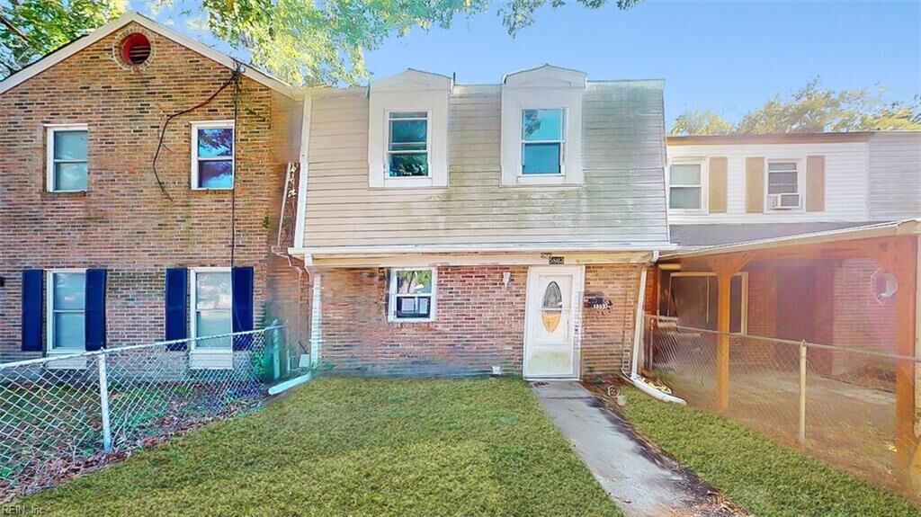 Property Photo: 5803 W Hastings Ct VA 23462