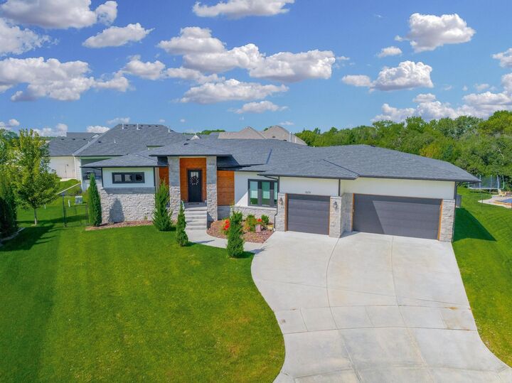 1609 N Lakeside Ct  Andover KS 67002 photo