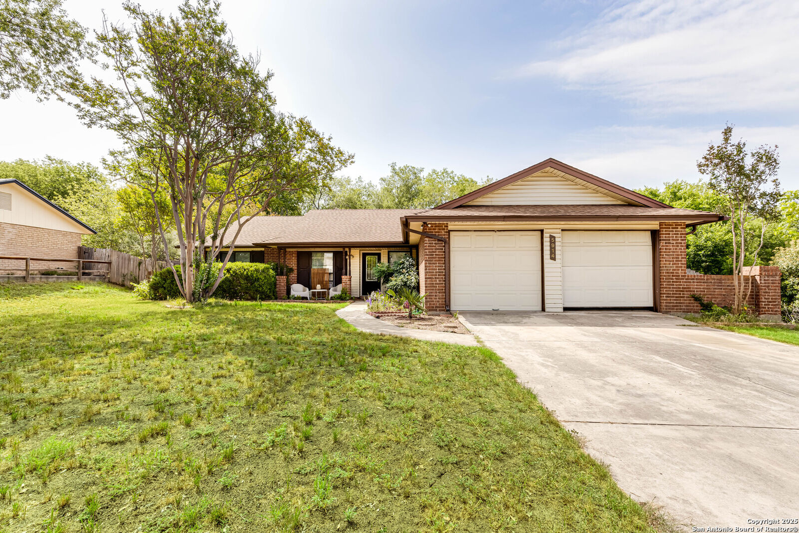 Property Photo: 5914 Oak Country TX 78247