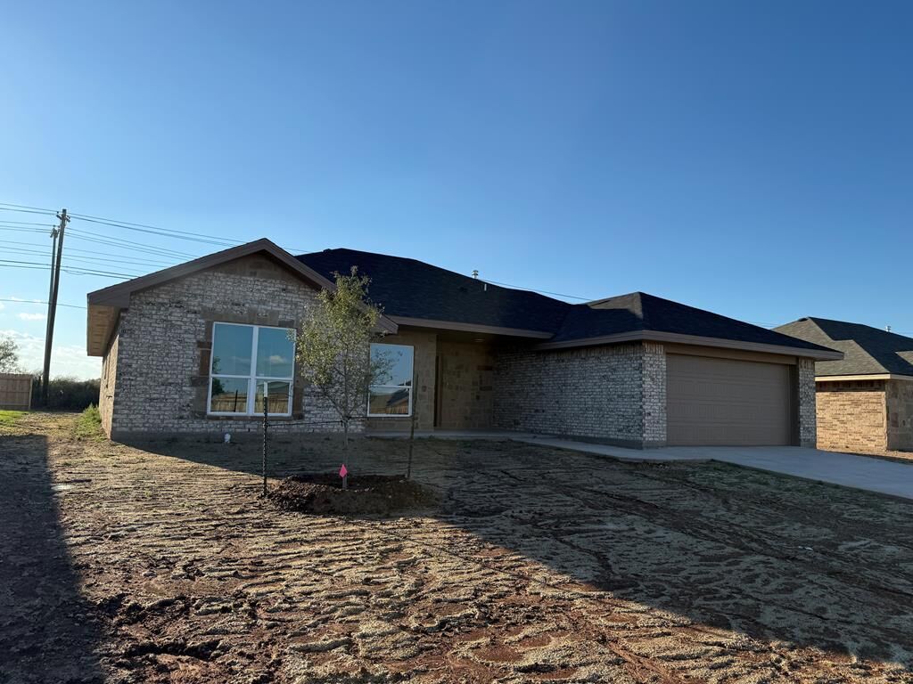 Property Photo: 5409 Coral Way TX 76904